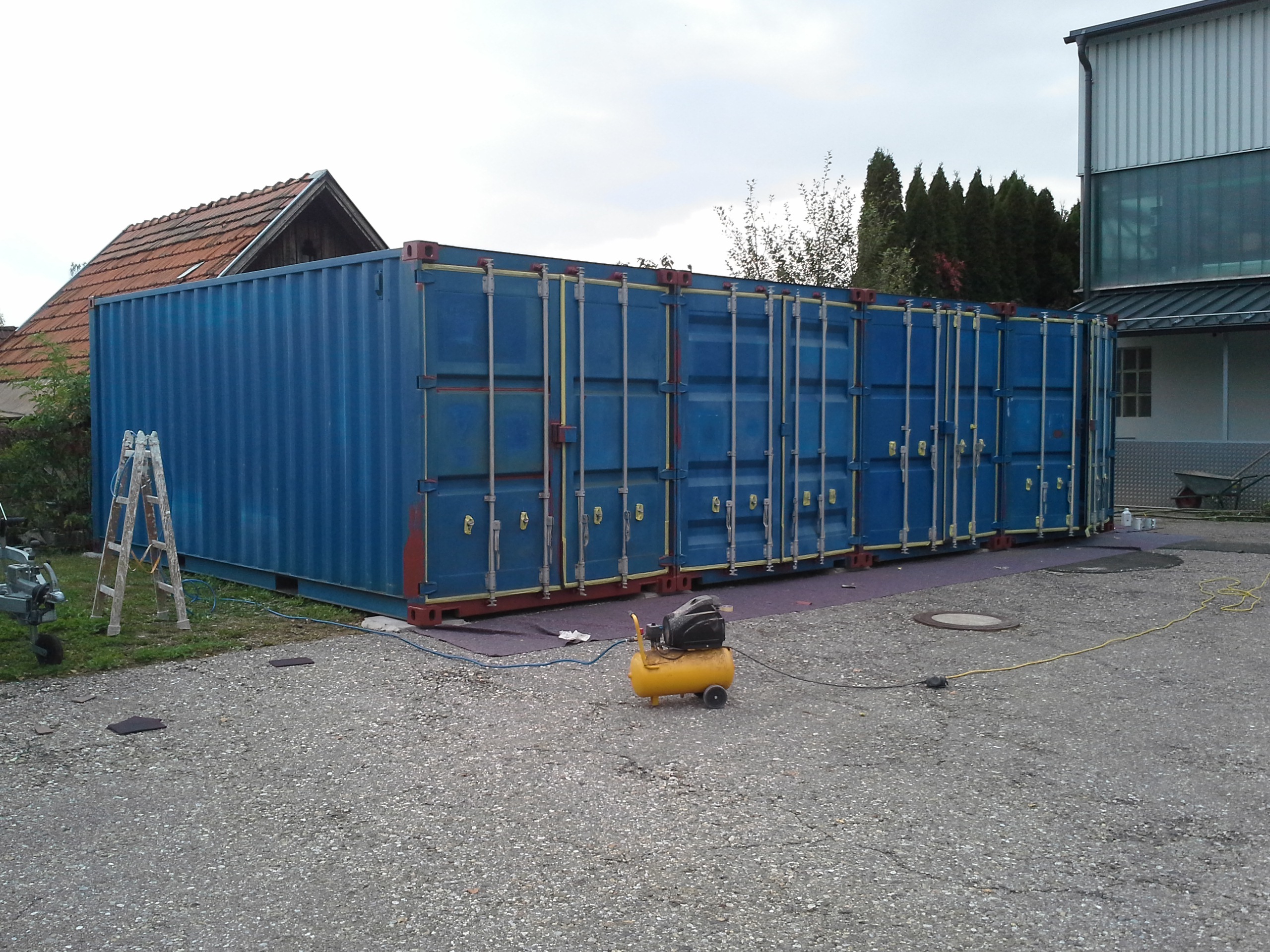 Container (3)